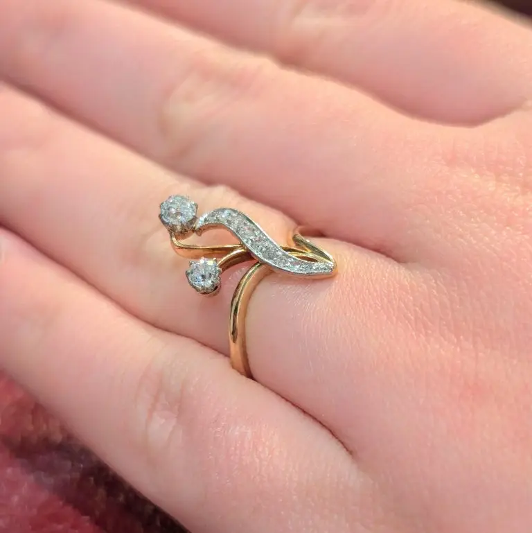 Bague   or jaune  et diamant