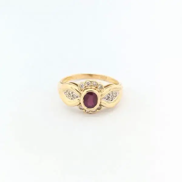 Bague   or jaune diamant et rubis